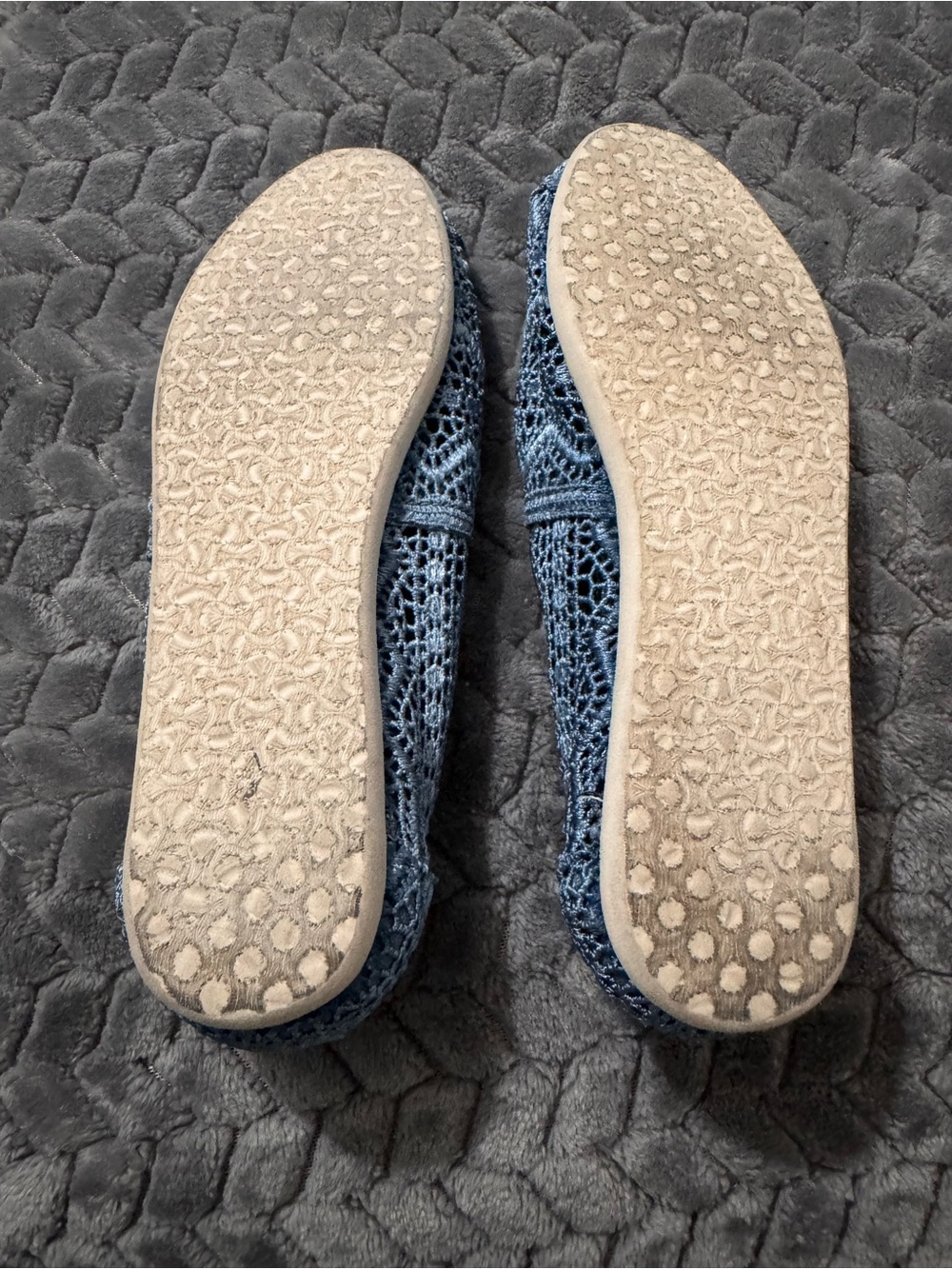 Toms Women’s Light Blue Crochet Slip-On Flats - Picture 6 of 6